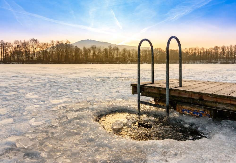 Unlocking the Potential of Cryotherapy: A Complementary Treatment for Mood Disorders